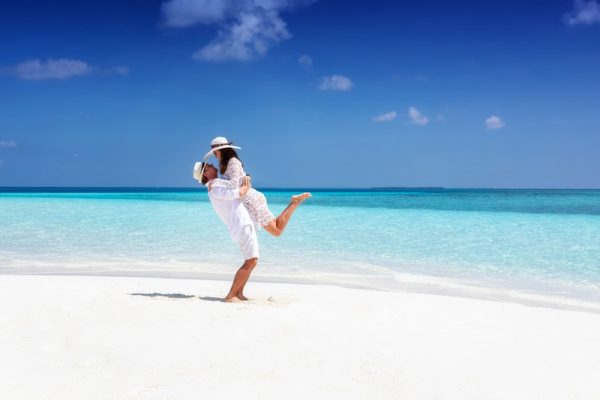 How Can Solo Travelers Find Safe and Rejuvenating Retreat Opportunities?
